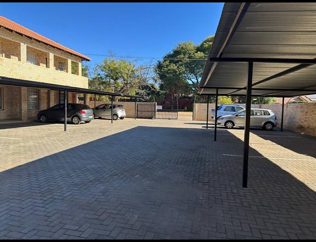2 BEDROOM APARTMENT FOR SALE IN RUSTENBURG CENTRAL